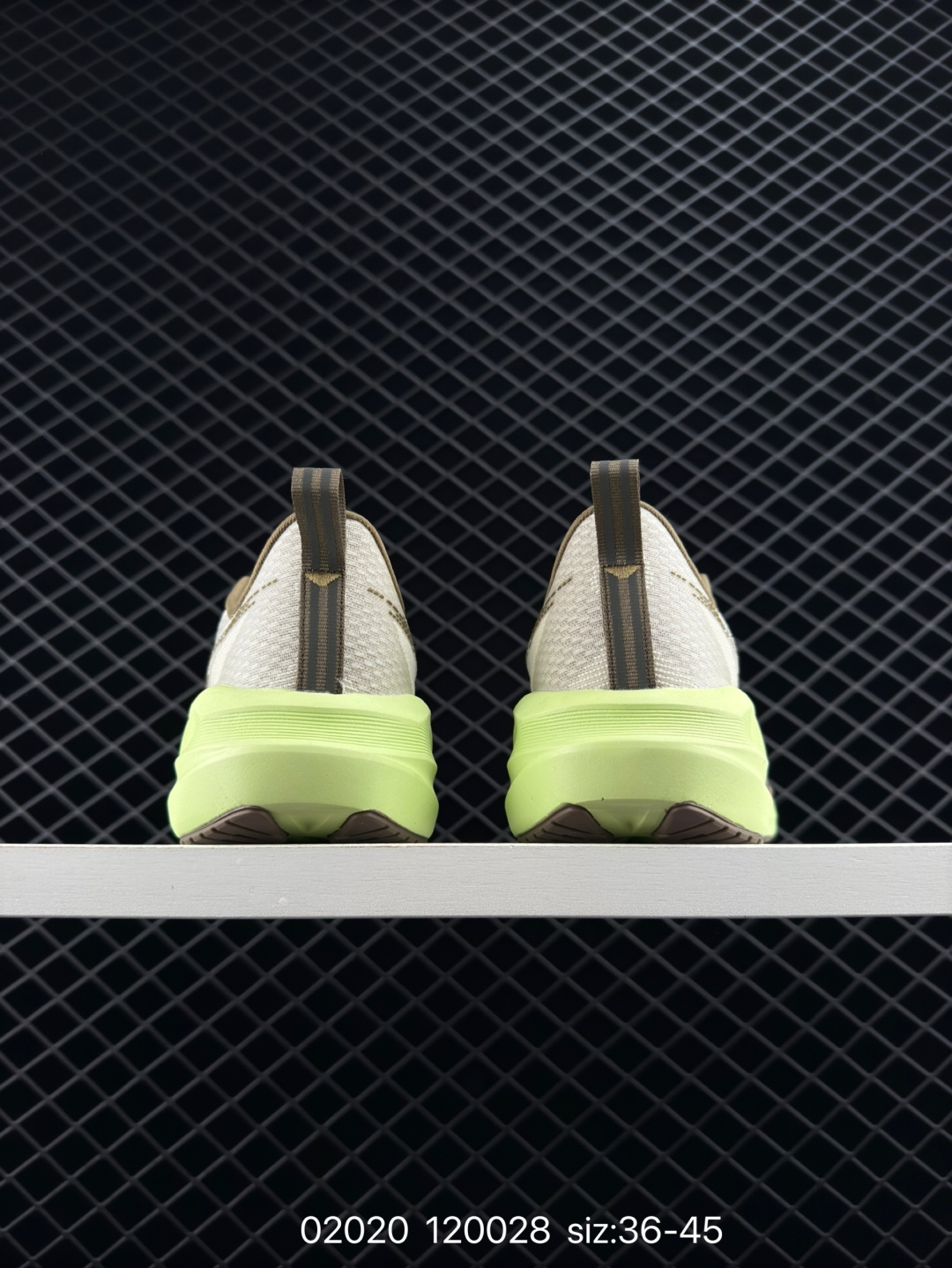 New Balance FuelCell MTTTREU1